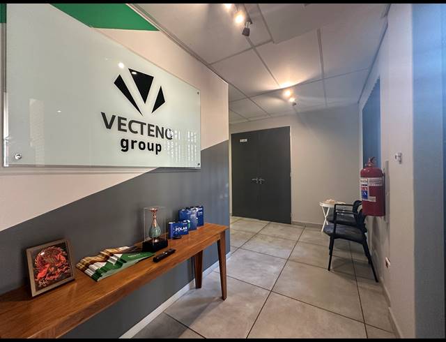 219M² OFFICE FOR SALE IN SANDOWN